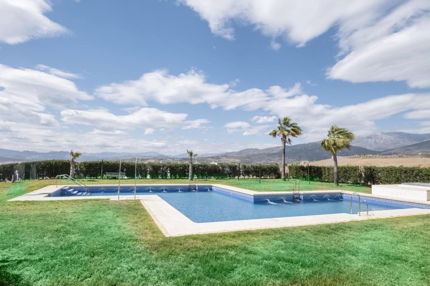 Relaxation, Golf & Beach Caleta De Velez Exterior photo